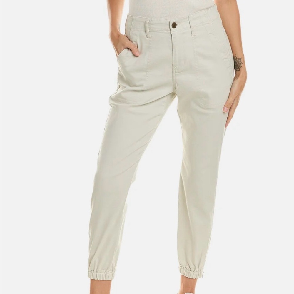 CAbi Ankle Cropped Pants in Light Cream